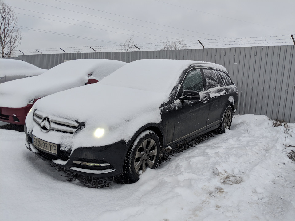 Місце зберігання автомобіля 4