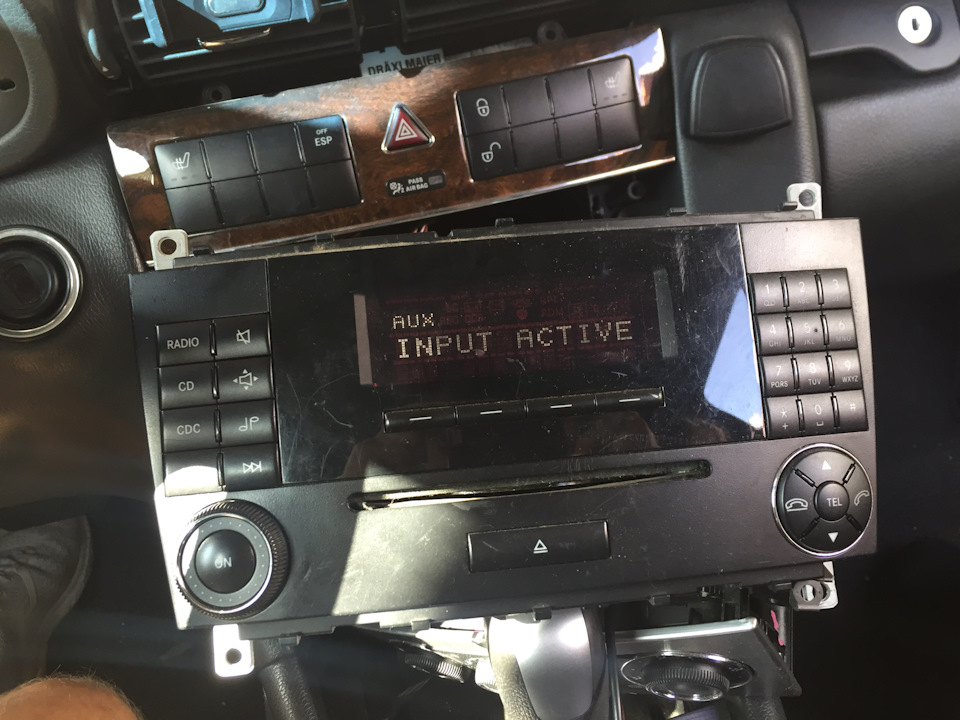 AUX 2