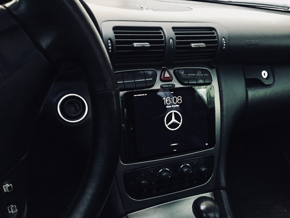 Ipad в авто замість гу - магнітоли Mercedes 1
