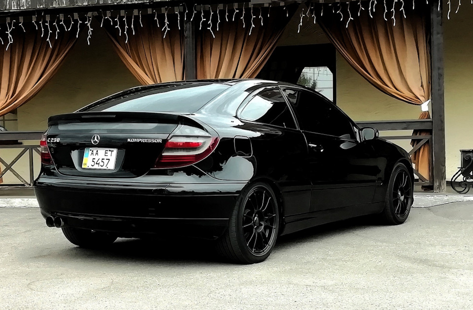 Задні Led фари на cl203 w203 Mercedes sportcoupe backlight tunning 1