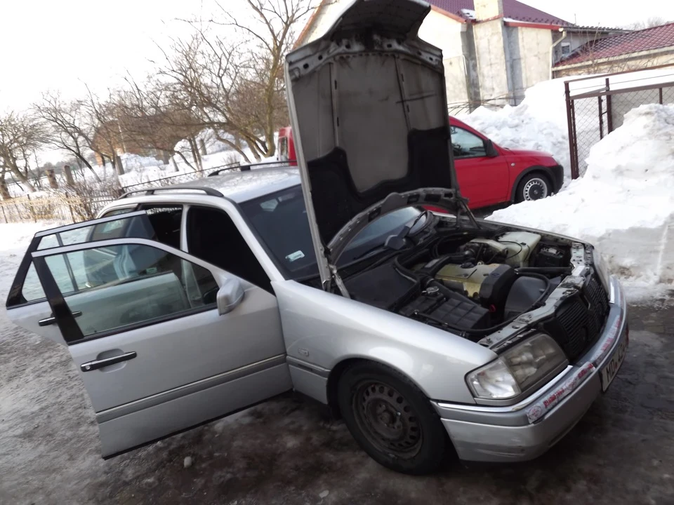 W-202 C-180 Авто під розбирання.