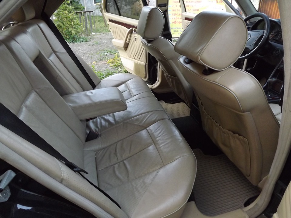 W-202 C250 Авто під розбирання. 4