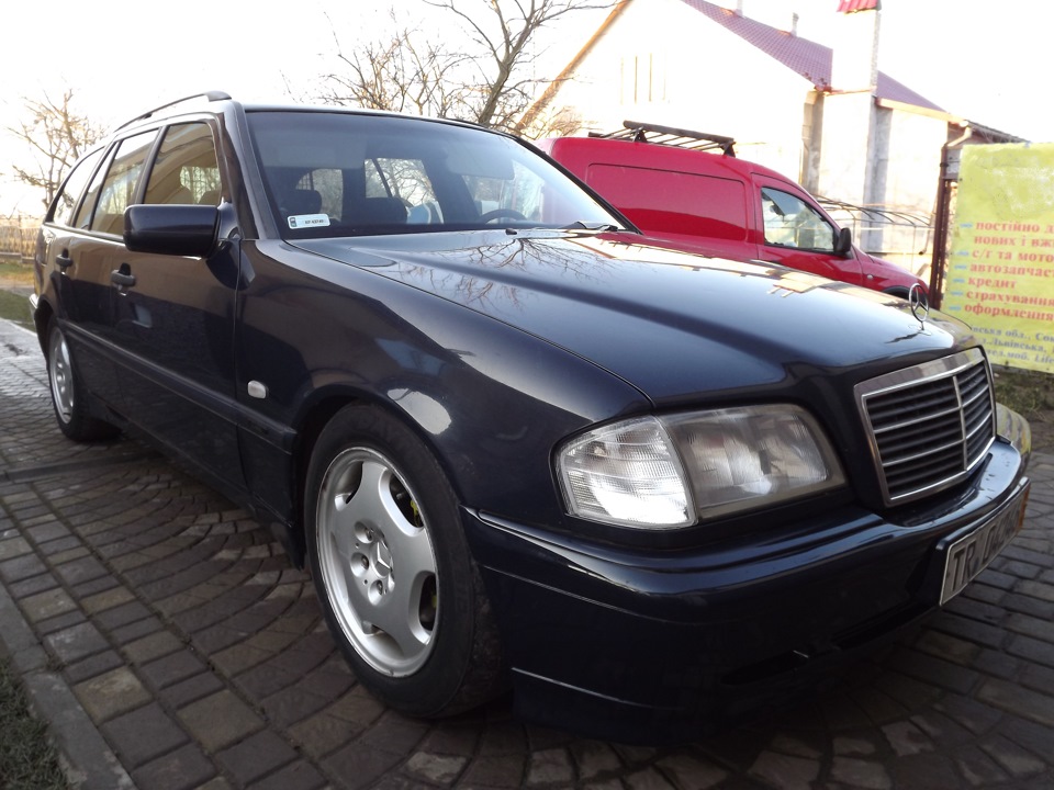W-202 C250 Авто під розбирання. 3