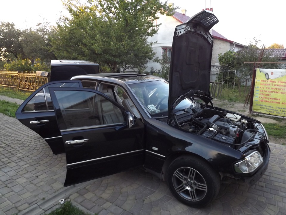 W-202 C250 Авто під розбирання. 1