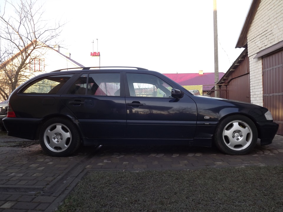 W-202 C250 Авто під розбирання. 2