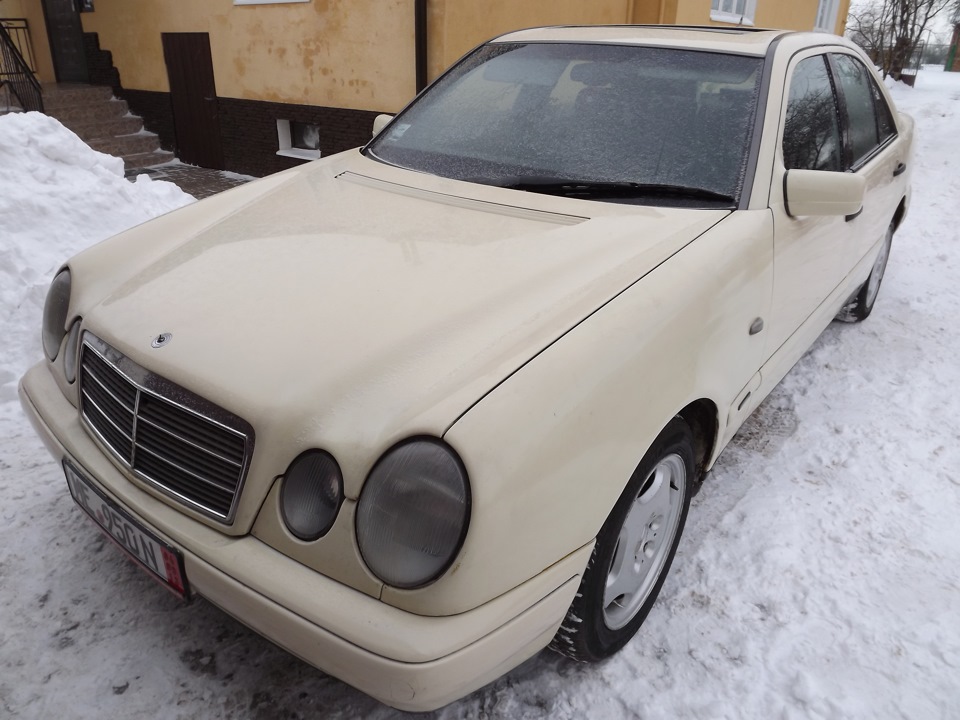 W-210 E-220 Авто під розбирання. 2