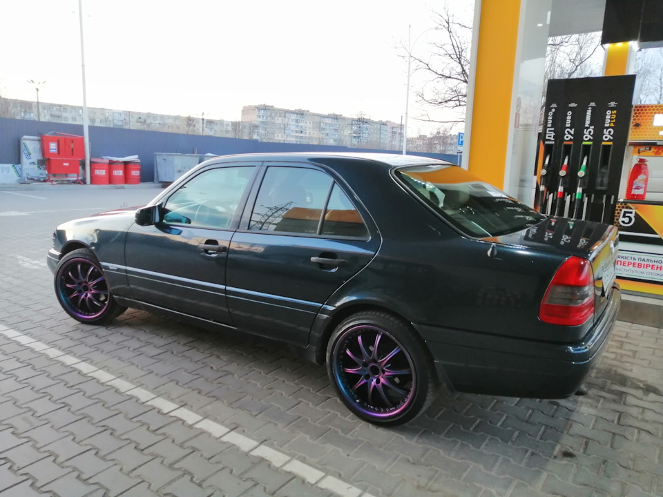Обкатка R18 9J дисків на w202 2