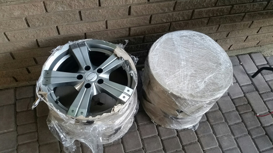 оновлення, нові диски R17 1