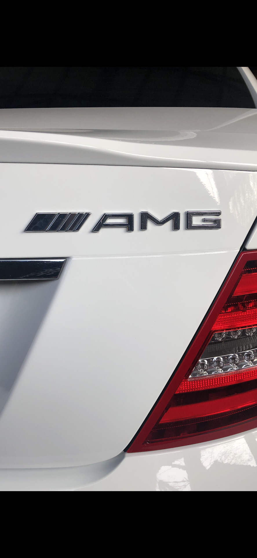 AMG 1