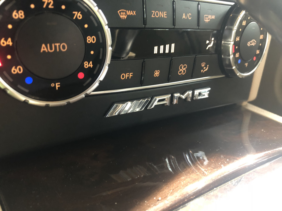Логотип AMG 2