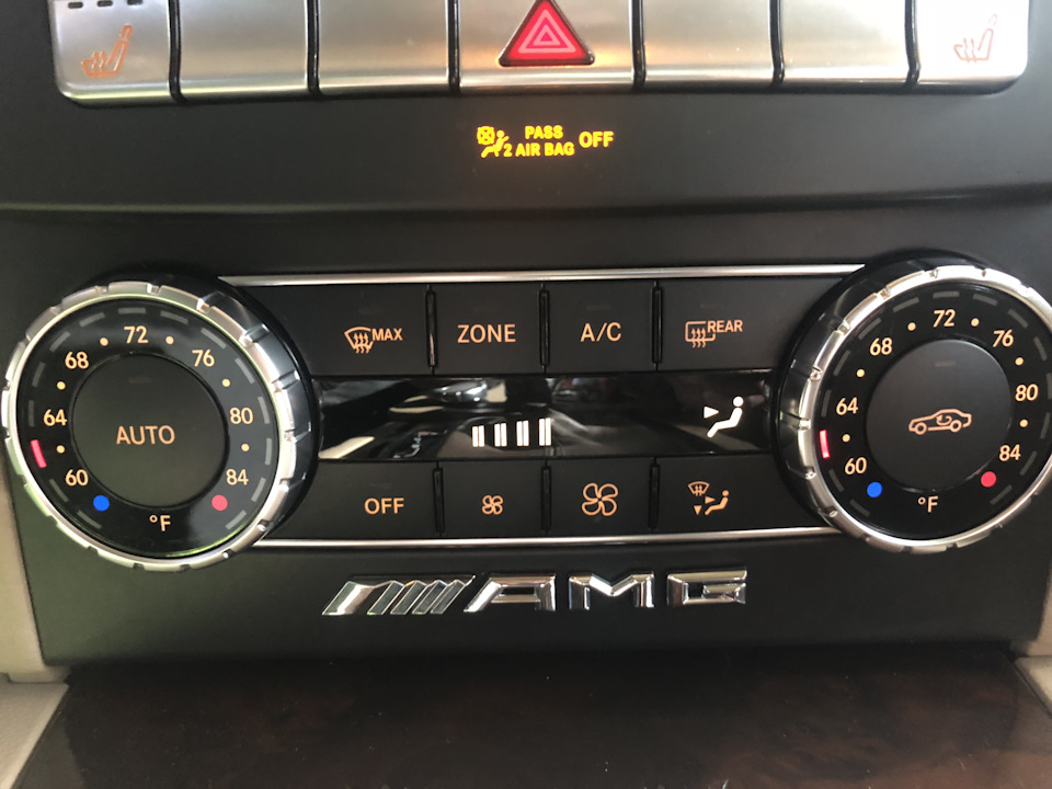 Логотип AMG 1
