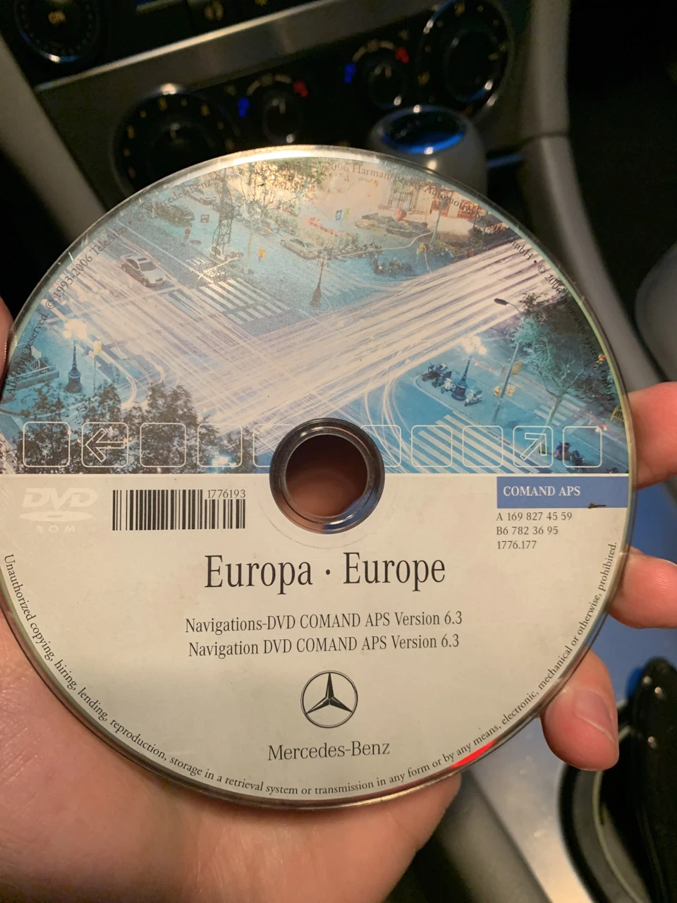Доснащення. Опція 527 — COMAND DVD APS З НАВІГАЦІЄЮ. Повернення блудного диска