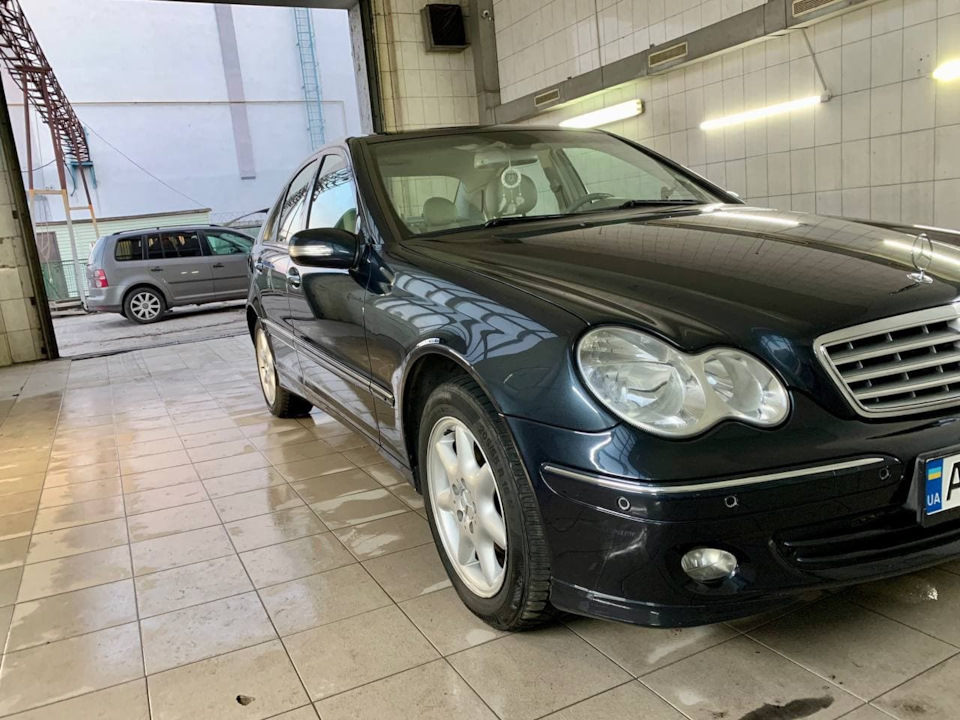 Кузовний ремонт W203. Частина 3. Фото. 2