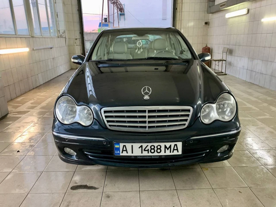 Кузовний ремонт W203. Частина 3. Фото.
