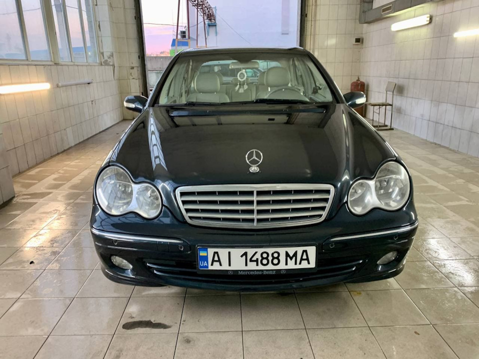 Кузовний ремонт W203. Частина 3. Фото. 1