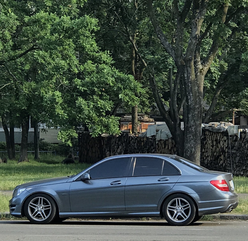 Код фарби автомобіля 1
