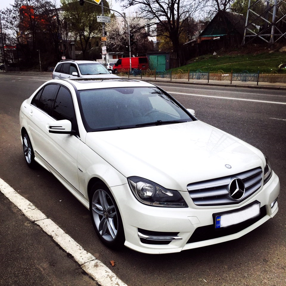 Губа w204 в чорний глянець 2