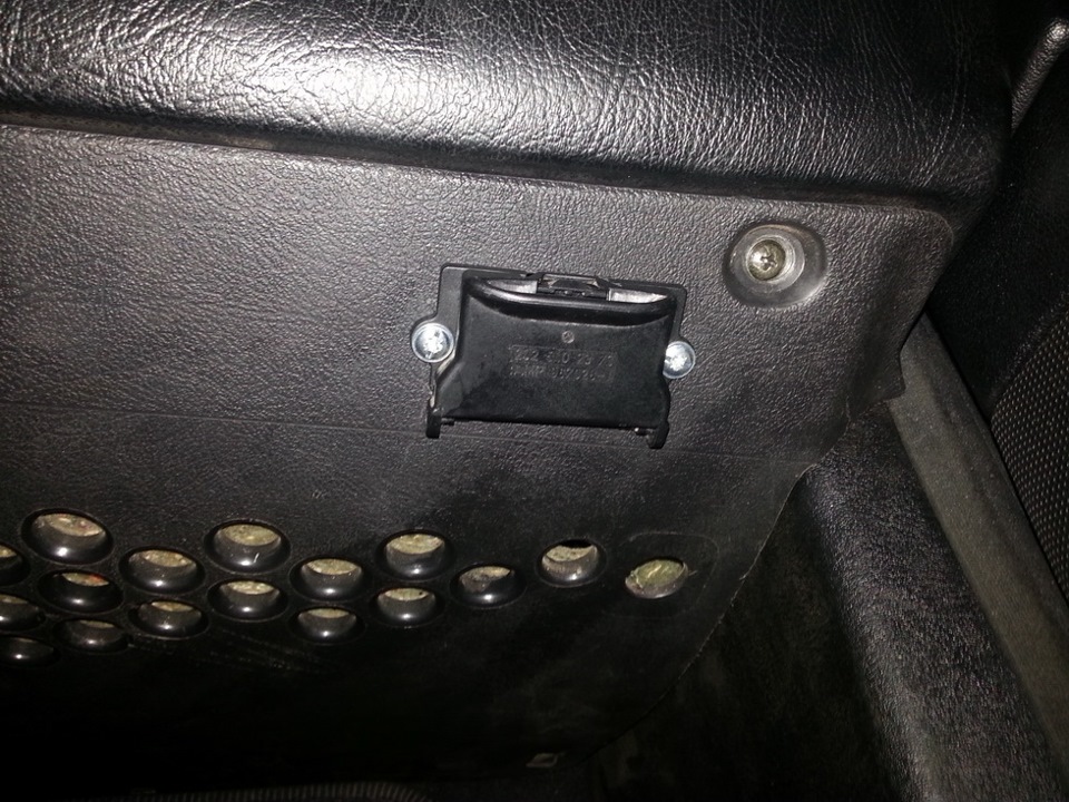 Додав OBD 2 роз'єм 3