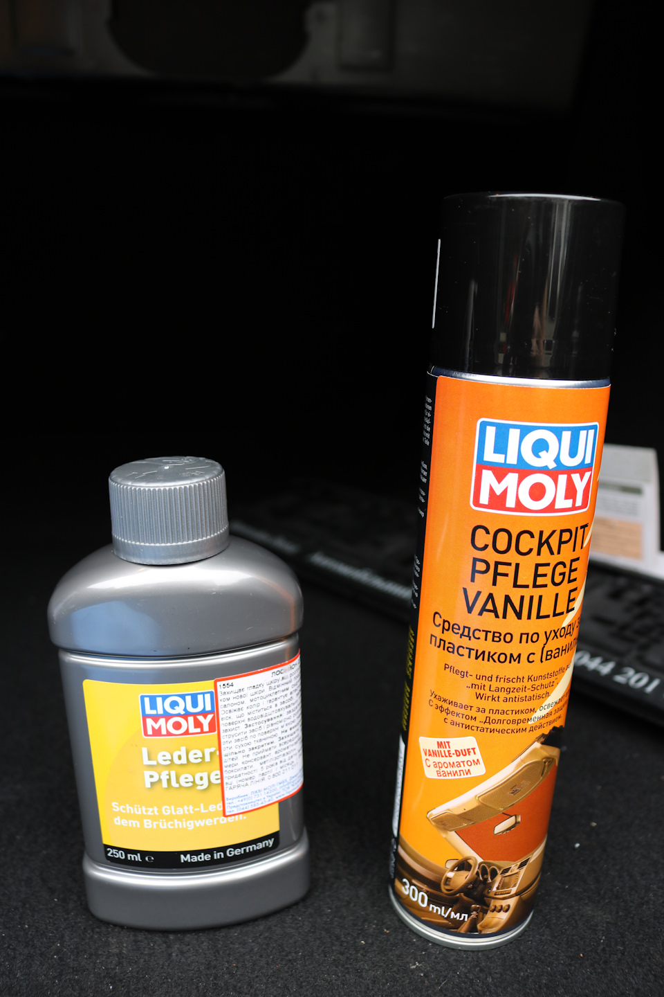 Затхлий запах у салоні та моє перше знайомство з автохімією Liqui Moly 4