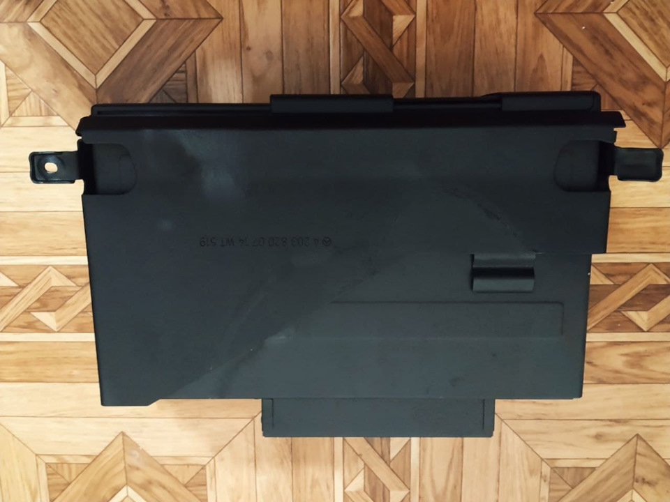 CD-чейнджер Mercedes Benz A 220 827 46 42 MC3330 1