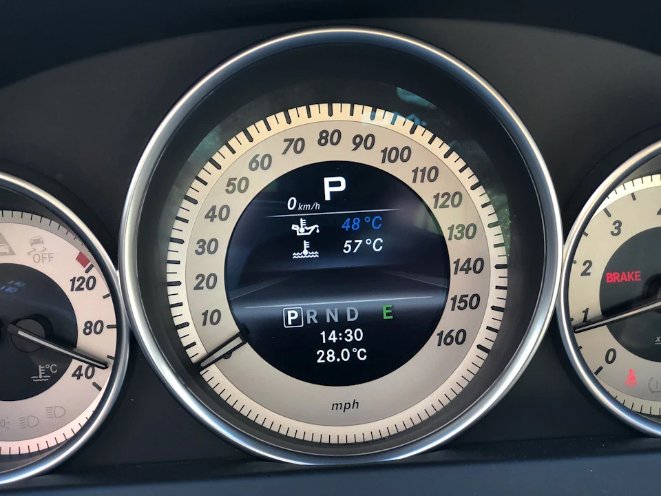 Закодував AMG меню, Agility, літри і т.д.