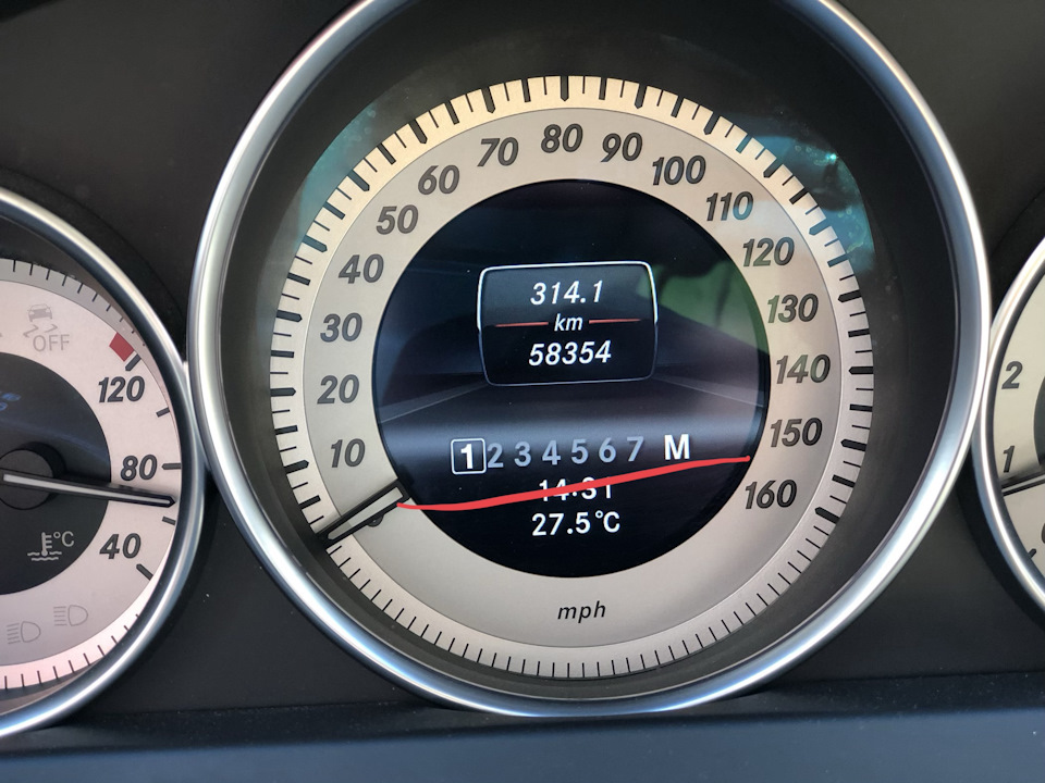 Закодував AMG меню, Agility, літри і т.д. 5