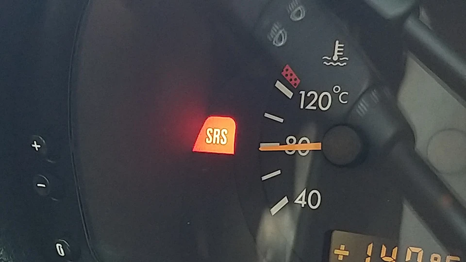 Запис №39. Допоможіть! Засвітилася лампа SRS