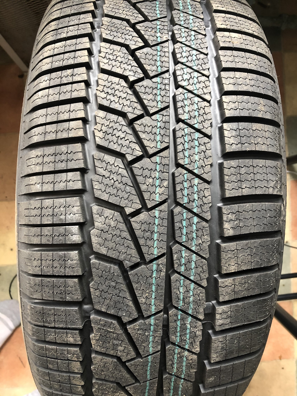 Continental WinterContact TS 860S 225/45 R17 91H RunFlat 3