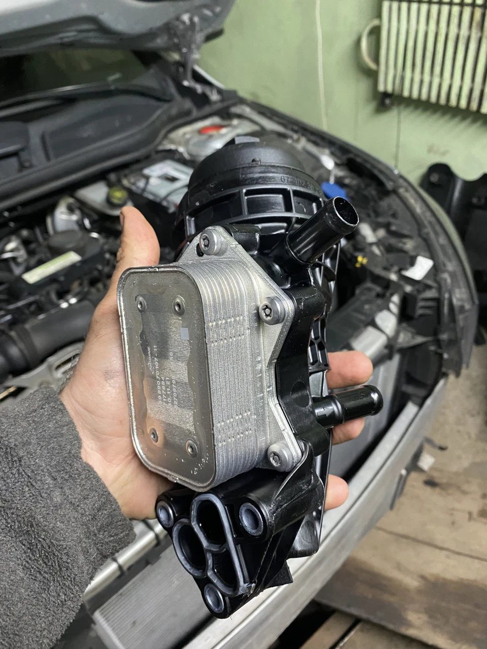 Заміна корпусу Масляного Фільтру CLA250