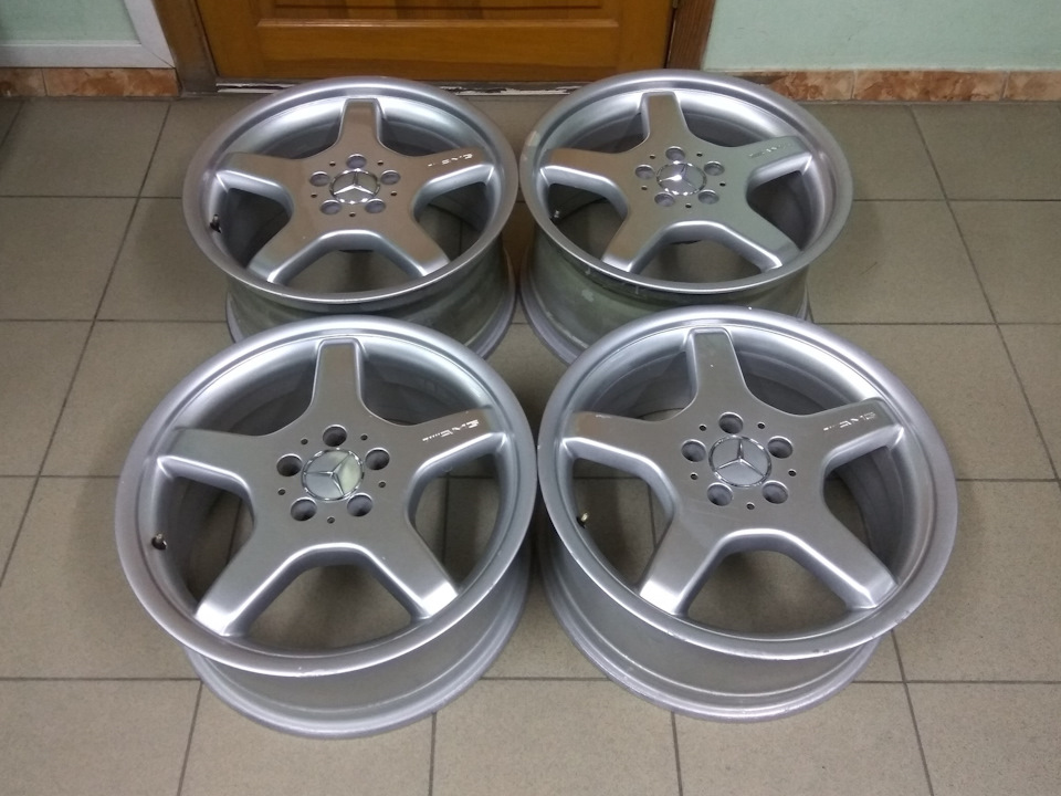 Нові колеса. AMG Style III 5-spoke 18x8J & 18x9J + MICHELIN 4