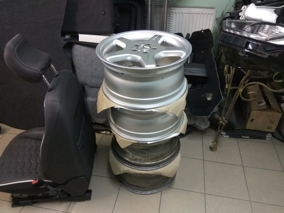 Нові колеса. AMG Style III 5-spoke 18x8J & 18x9J + MICHELIN 1