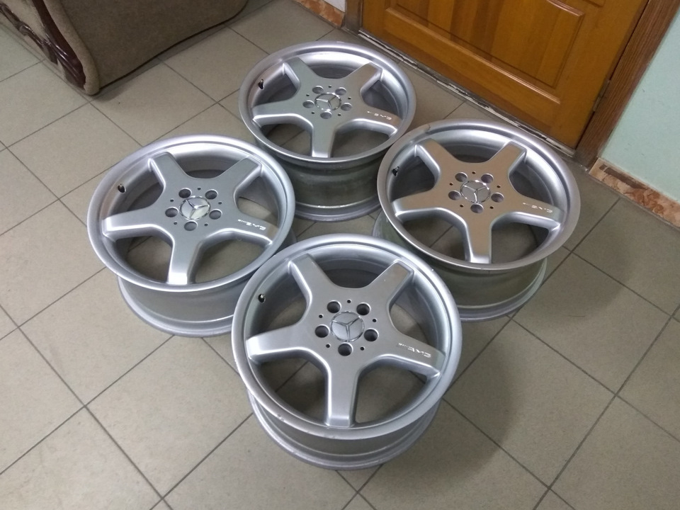 Нові колеса. AMG Style III 5-spoke 18x8J & 18x9J + MICHELIN 3