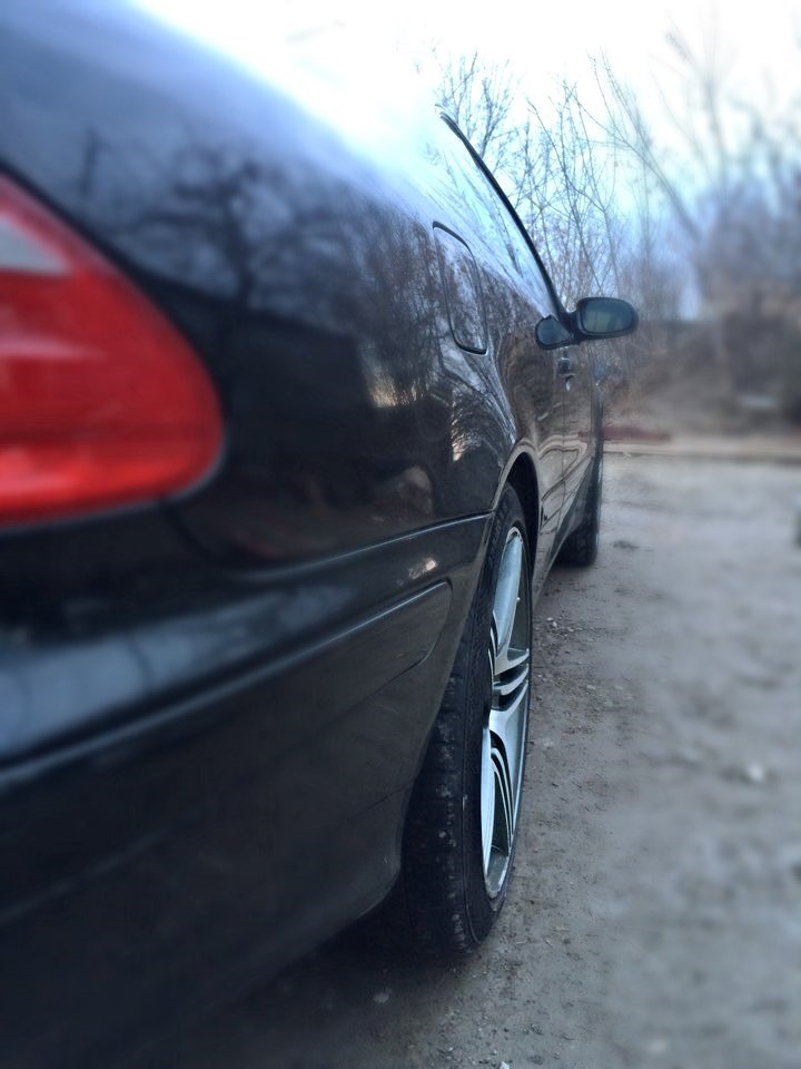 Не витримав. Літня гума та R18 AMG 4