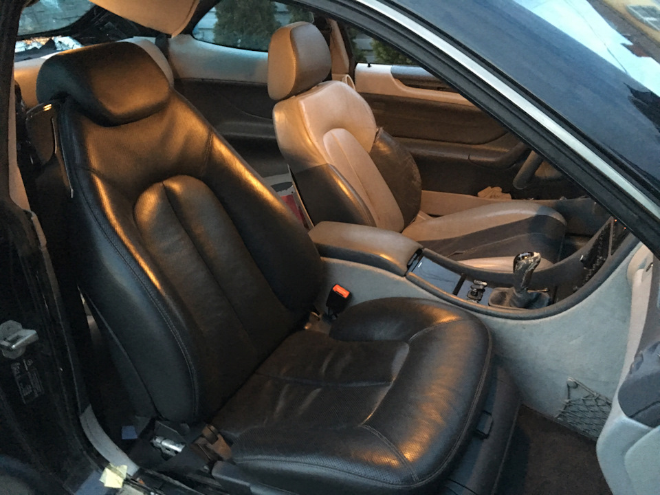Сидіння від w215 CL в w208 - тизер 1
