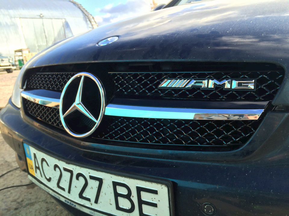 Поставив нові грати та шильди AMG 1