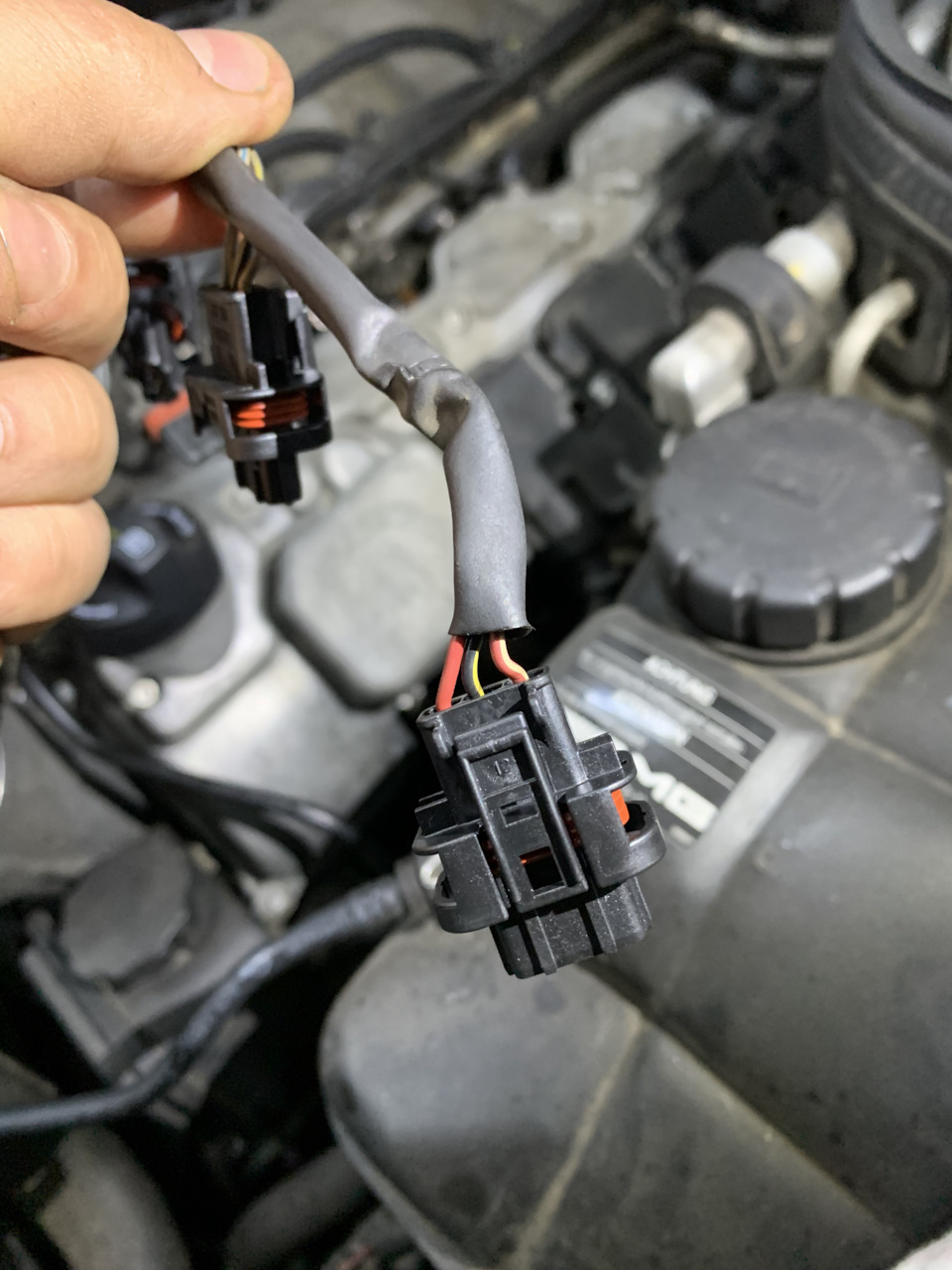 А 230 545 30 28 Роз'єми котушок m113 Mercedes w219 cls500 4