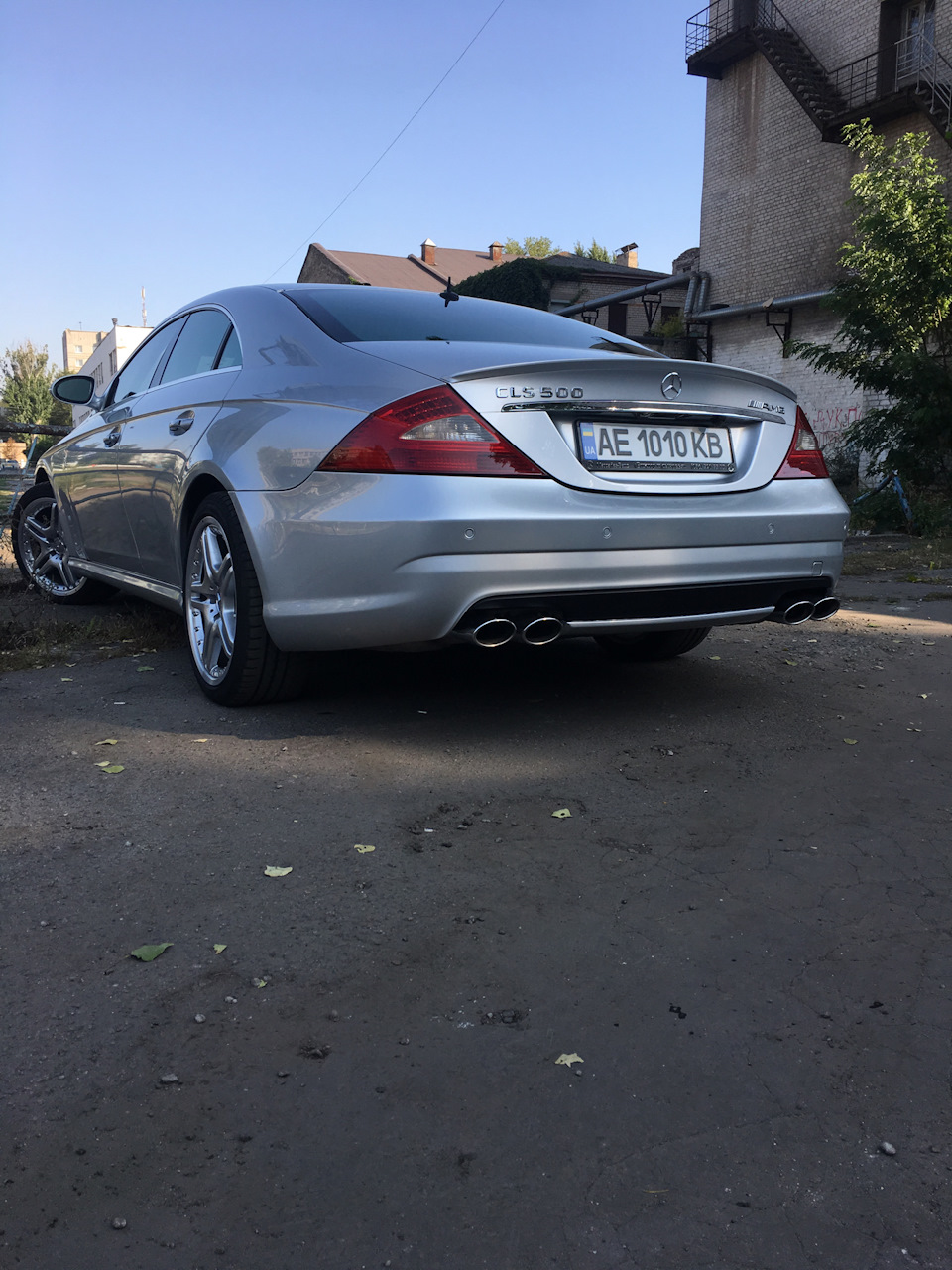 CLS500 w219 дифузор на задньому бампері 1