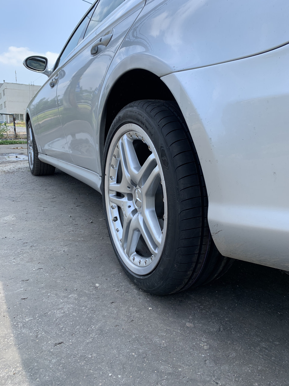 Mercedes cls500 w219 Goodyear eagle F1 asymmetric 5 245/40r19 2