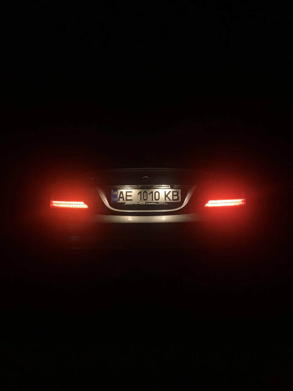 W219 cls задні ліхтарі рестайлінг
