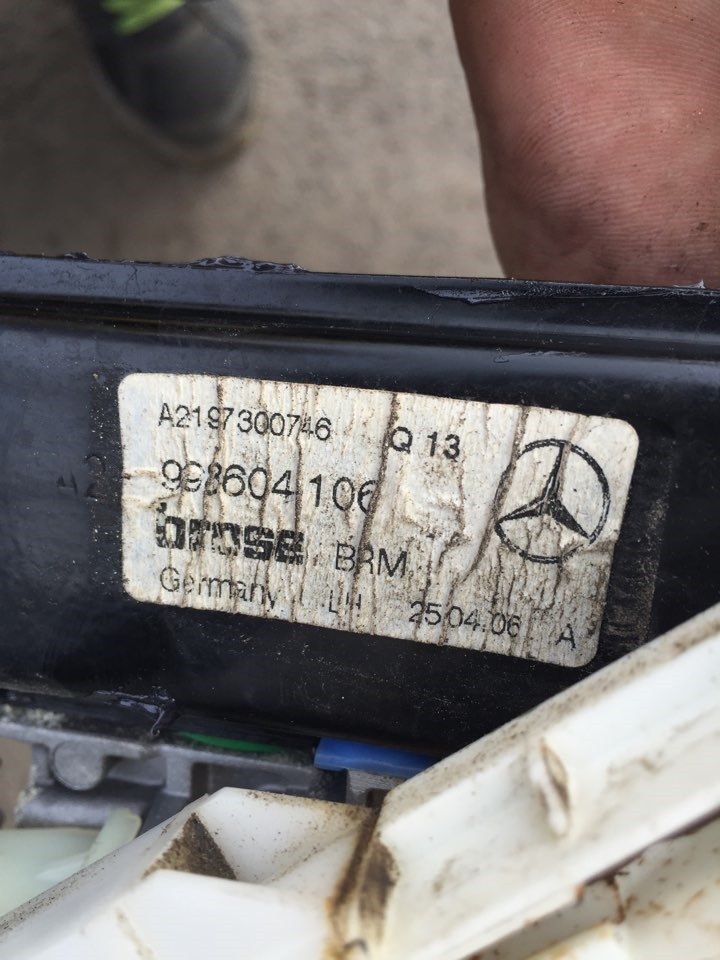 Помер склопідйомник задній лівий 2