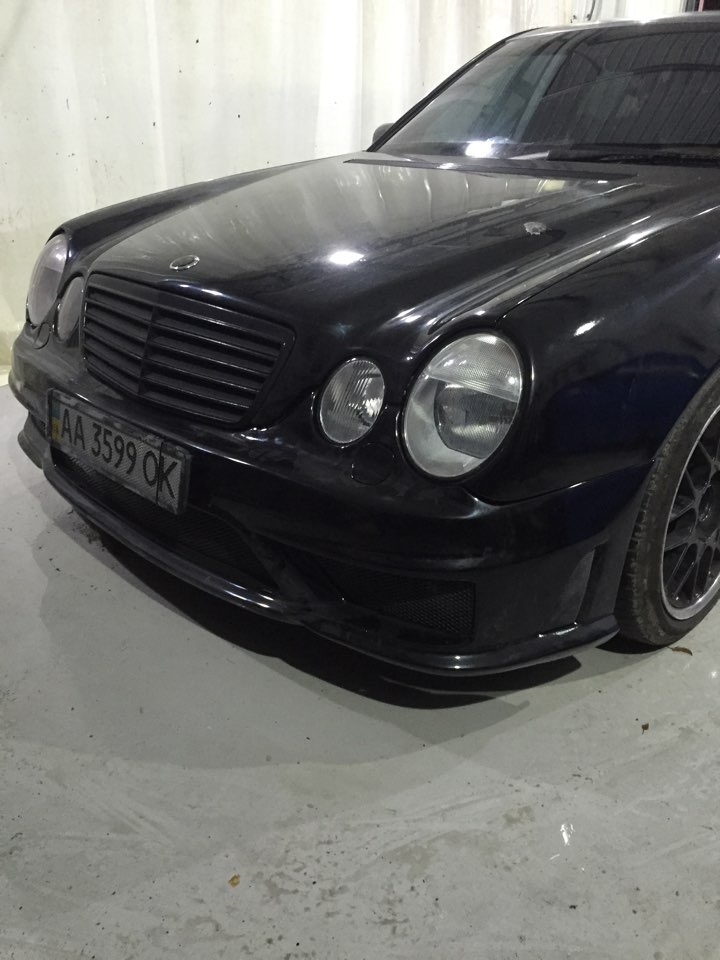Бампер від w221 s63 biturbo 4