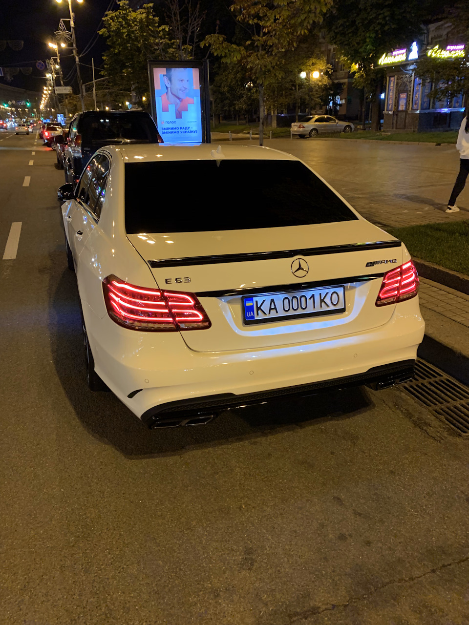 Набридла в білому 🤷🏻‍♂️ думаю змінити колір 5