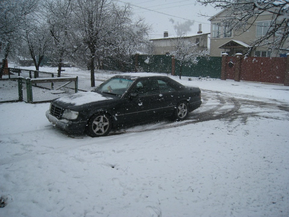 Кінець березня, сніг. 2