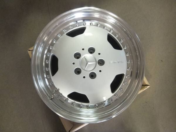 AMG Aero 3 Piece by OZ Racing скільки коштують нові? 3