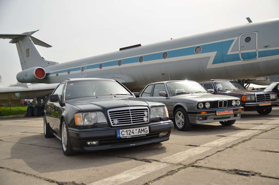 Old Car Land 2016 Весна 1