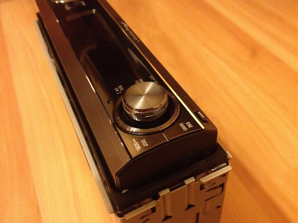 Процесорна магнітола Pioneer DEH-P88RS 4
