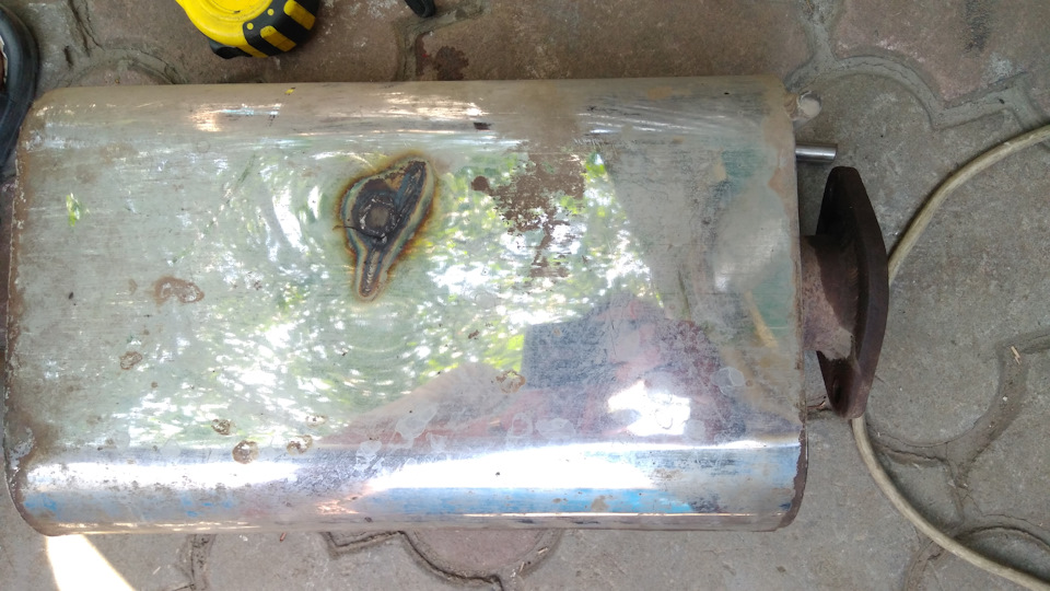 Дядя Вася вдома усуває косяки іменитого ательє Rud Exhaust 1
