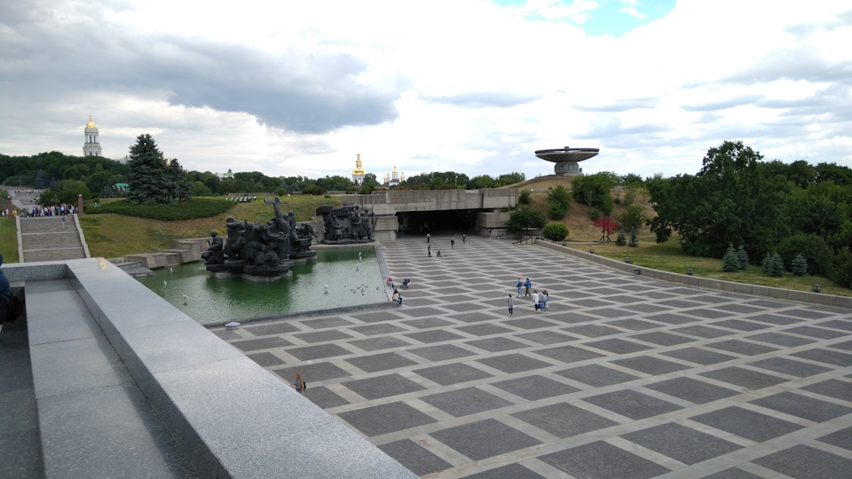 Вікенд в Києві, частина 1 - Батьківщина-мати 2