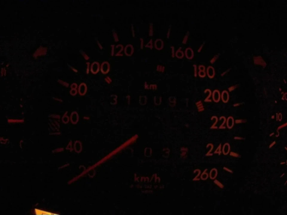310 тисяч