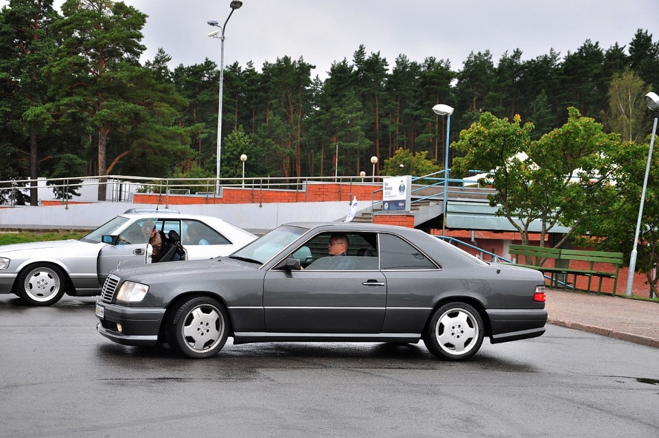 LUXURY OF MERCEDES-BENZ COUPES 2012 PHOTO_1 3